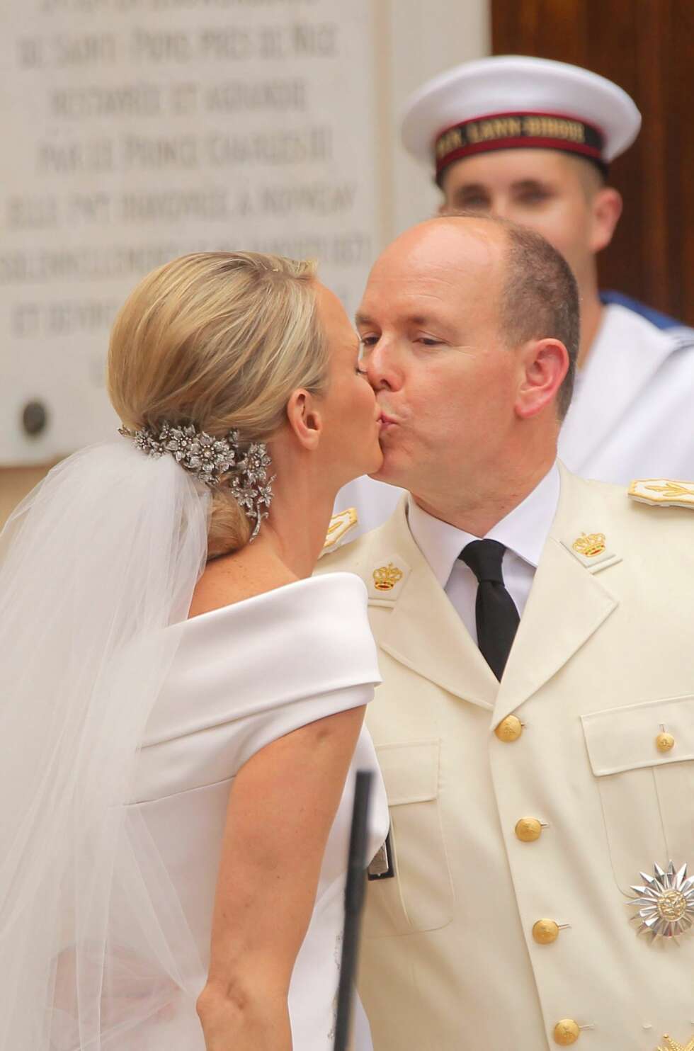 HAR VENTET LENGE: Helt siden bryllupet har Monaco ventet på at fyrstinne Charlene og fyrst Albert skulle bli foreldre til en tronarving. HAR VENTET LENGE: Helt siden bryllupet har Monaco ventet på at fyrstinne Charlene og fyrst Albert skulle bli foreldre til en tronarving.