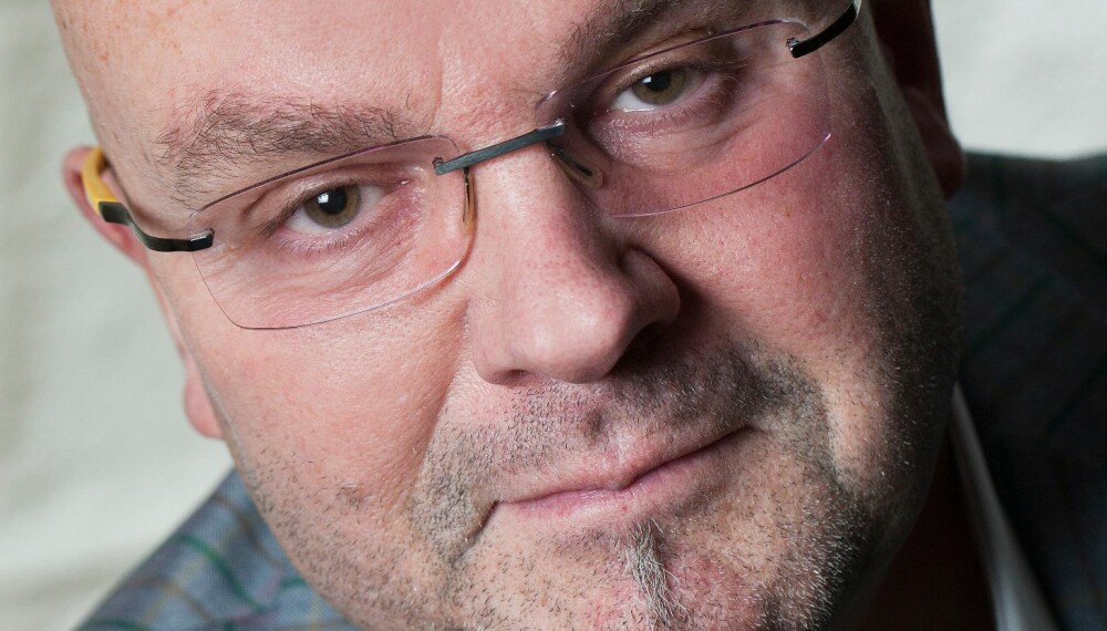 VIL IKKE GIFTE SEG IGJEN: Einar Gelius har ingen planer om et nytt ekteskap. – Nei, jeg
har ikke det. Jeg har prøvd det. Det var hyggelig det, men nei. VIL IKKE GIFTE SEG IGJEN: Einar Gelius har ingen planer om et nytt ekteskap. – Nei, jeg
har ikke det. Jeg har prøvd det. Det var hyggelig det, men nei.