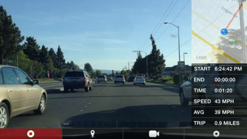 Prøv deg fram med forskjellige dashcam-apper - det finnes mange av dem både til Android og iOS. Prøv deg fram med forskjellige dashcam-apper - det finnes mange av dem både til Android og iOS.