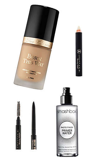 Too Faced Born This Way Foundation fra Sephora ca kr 322,–, Anastasia Beverly Hills Concealer fra Nelly kr 255,-, Anastasia Beverly Hills Brow Wiz fra Nelly kr 235,– og Smashbox Primer Water fra Kick kr 275,–. Too Faced Born This Way Foundation fra Sephora ca kr 322,–, Anastasia Beverly Hills Concealer fra Nelly kr 255,-, Anastasia Beverly Hills Brow Wiz fra Nelly kr 235,– og Smashbox Primer Water fra Kick kr 275,–.