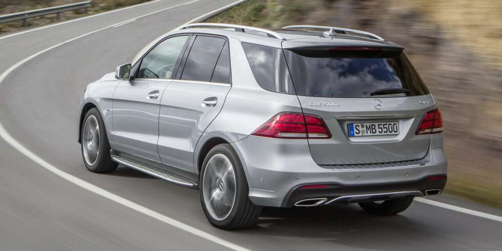 KUPP: Prisene på den ladbare versjon som yter kraftfulle 442 hk og 650 Nm starter i underkant av én million kroner. Det er nærmest et kupp i Norge med tanke på ytelsene. FOTO: Daimler AG KUPP: Prisene på den ladbare versjon som yter kraftfulle 442 hk og 650 Nm starter i underkant av én million kroner. Det er nærmest et kupp i Norge med tanke på ytelsene. FOTO: Daimler AG