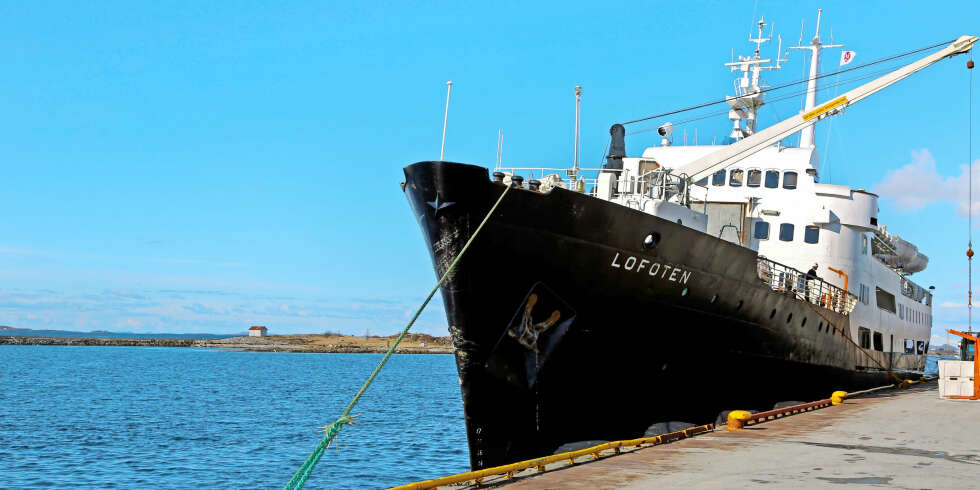 KYSTENS DRONNING: Opplev MS Lofotens prakt og sjarm til det fulle langs norskekysten. KYSTENS DRONNING: Opplev MS Lofotens prakt og sjarm til det fulle langs norskekysten.