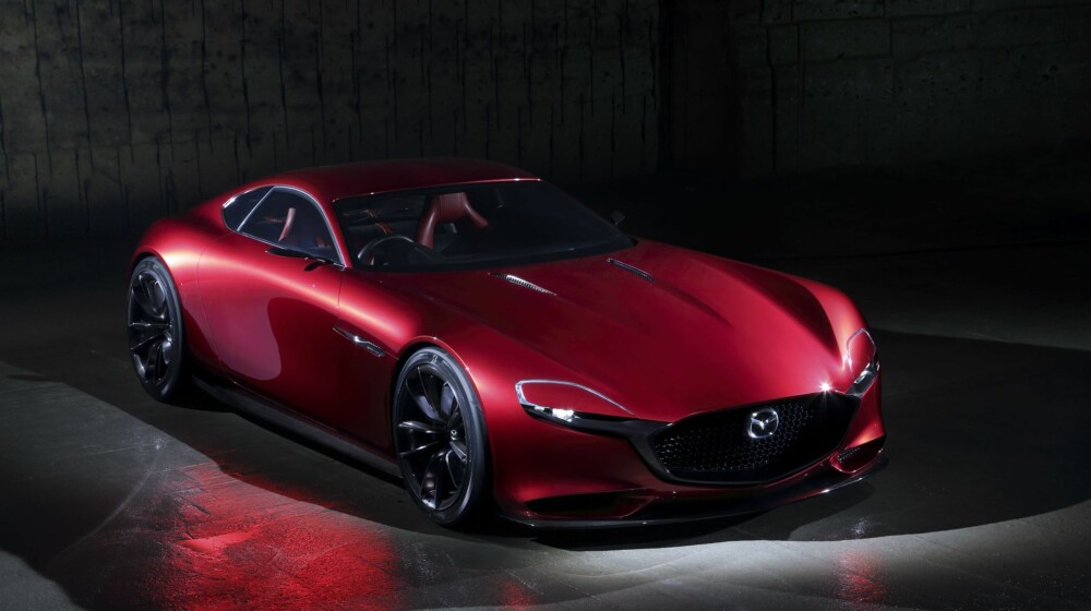 LINJELEKKER: RX-Vision-konseptet henter inspirasjon fra RX-7, men er likevel moderne. Den følger Mazdas designspråk som kalles Kodo. LINJELEKKER: RX-Vision-konseptet henter inspirasjon fra RX-7, men er likevel moderne. Den følger Mazdas designspråk som kalles Kodo.