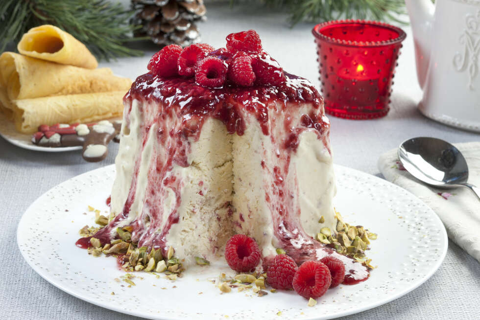 SØTE AVSLUTNINGER: Få flere oppskrifter på julens beste desserter i Hjemmets julematbilag i uke 50. SØTE AVSLUTNINGER: Få flere oppskrifter på julens beste desserter i Hjemmets julematbilag i uke 50.
