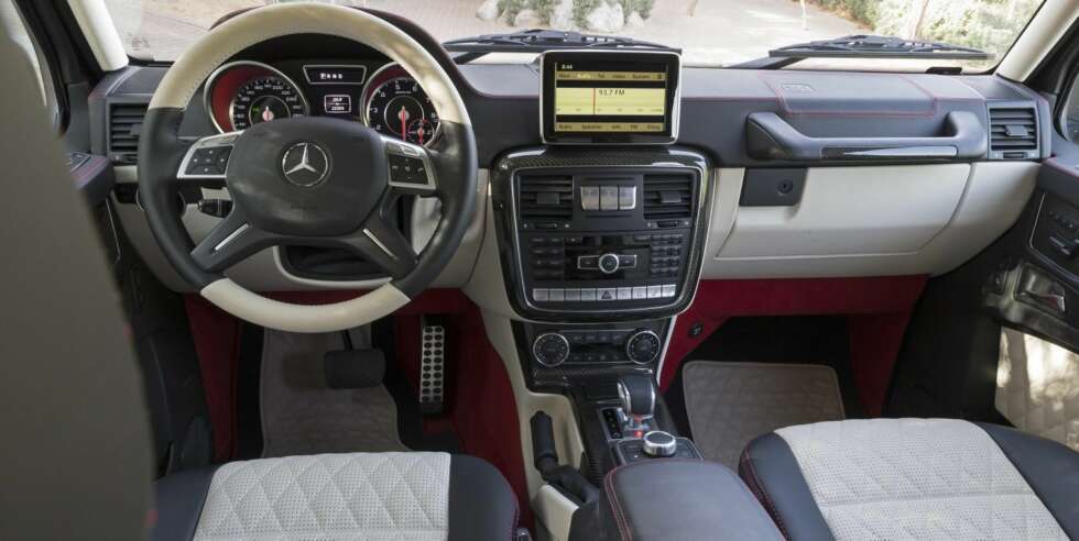 AMG: AMG-råskap utvendig, AMG-luksus innvendig. FOTO: Daimler AG AMG: AMG-råskap utvendig, AMG-luksus innvendig. FOTO: Daimler AG