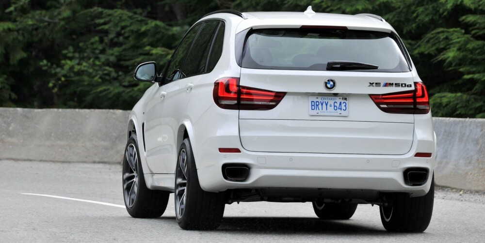 MEKTIG: Motoren er mektig. Du har masser av bånndrag når du måtte trenge det. 740 Nm, via en myk åttetrinns automat. FOTO: BMW MEKTIG: Motoren er mektig. Du har masser av bånndrag når du måtte trenge det. 740 Nm, via en myk åttetrinns automat. FOTO: BMW