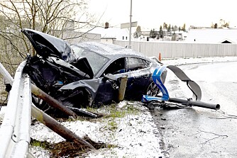 I GRØFTA: Petter Northug innrømmer å ha vært påvirket av alkohol mens han kjørte bil. Han kjørte av veien og totalvraket bilen bare noen hundre meter fra sitt bosted i Trondheim. I GRØFTA: Petter Northug innrømmer å ha vært påvirket av alkohol mens han kjørte bil. Han kjørte av veien og totalvraket bilen bare noen hundre meter fra sitt bosted i Trondheim.