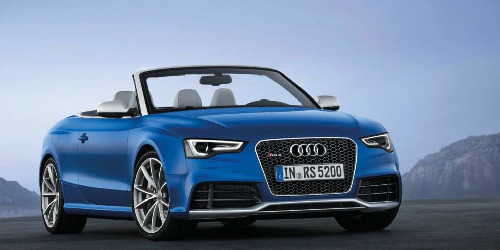 SPORTSLIG: Frontspoileren har store luftinntak, hjulbuene er kraftige og den lave skulderlinjen på bilen definerer den sportslige karakteren. Foto: Audi SPORTSLIG: Frontspoileren har store luftinntak, hjulbuene er kraftige og den lave skulderlinjen på bilen definerer den sportslige karakteren. Foto: Audi