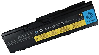 TA UT BATTERIET: PC-er har tradisjonelt hatt batterier som enkelt kan tas ut. Hvis PC-en går veldig varm er det smart å gjøre nettopp det når den likevel er koblet til strømdrift. TA UT BATTERIET: PC-er har tradisjonelt hatt batterier som enkelt kan tas ut. Hvis PC-en går veldig varm er det smart å gjøre nettopp det når den likevel er koblet til strømdrift.