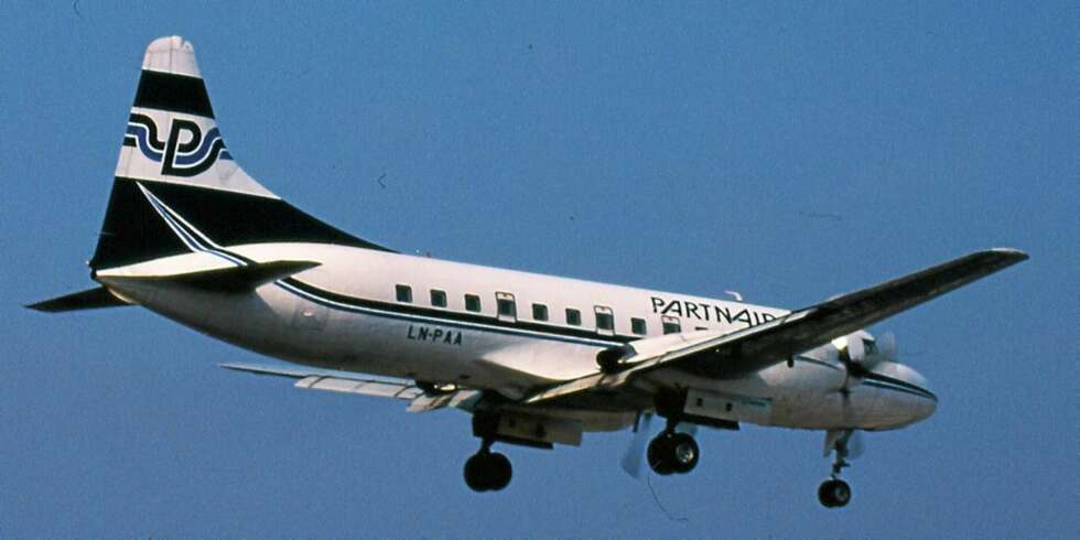 CONVAIR: Bak navnet CONVAIR skjuler ordene Consolidated Vultee Aircraft Corporation seg. Den amerikanske flyfabrikanten startet opp i 1943 med å utvikle flere typer krigsfly, deriblant Convair B-36, B-58 Hustler, F-102 Delta Dagger og F-106 Delta Dart. Siden har fabrikanten produsert både raketter og romfartøyer i tillegg til nyere flytyper. CONVAIR: Bak navnet CONVAIR skjuler ordene Consolidated Vultee Aircraft Corporation seg. Den amerikanske flyfabrikanten startet opp i 1943 med å utvikle flere typer krigsfly, deriblant Convair B-36, B-58 Hustler, F-102 Delta Dagger og F-106 Delta Dart. Siden har fabrikanten produsert både raketter og romfartøyer i tillegg til nyere flytyper.