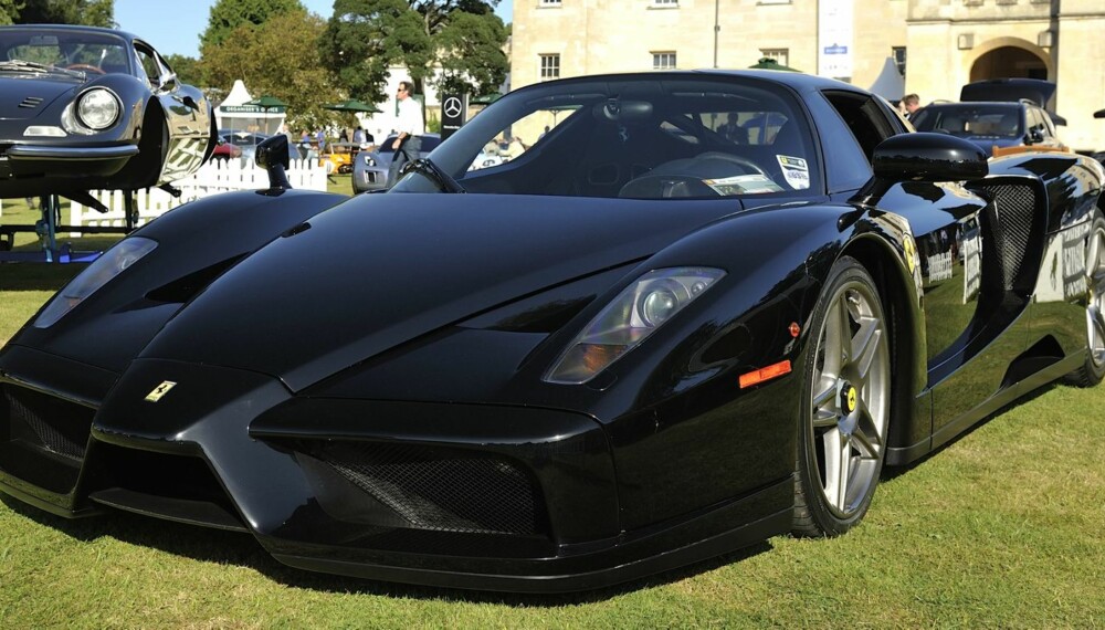 ENZO: Den svært sjeldne Ferrari Enzo vises frem for første gang i Norge på Oslo Motor Show. FOTO: Max Earey ENZO: Den svært sjeldne Ferrari Enzo vises frem for første gang i Norge på Oslo Motor Show. FOTO: Max Earey