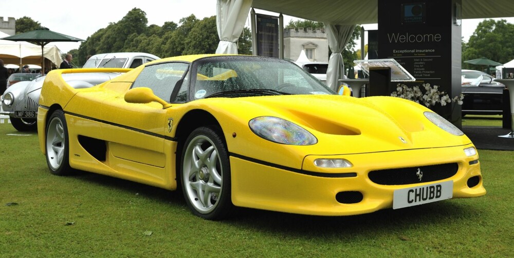 F50: Den mer klumpete Ferrari F50 har ikke samme status som F40, men den er sjeldnere og ytelsene er det ingenting å utsette på. F50: Den mer klumpete Ferrari F50 har ikke samme status som F40, men den er sjeldnere og ytelsene er det ingenting å utsette på.