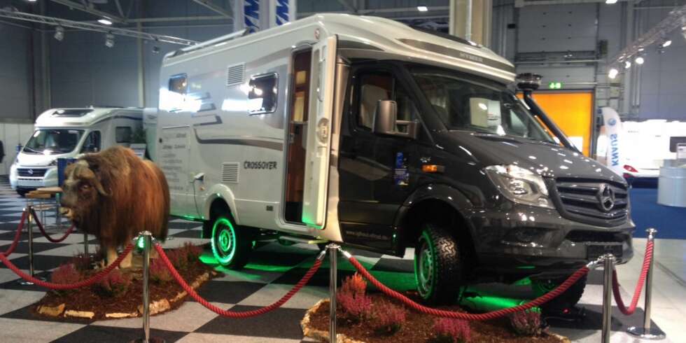 CARAVANMESSA: Halvintegrerte ML-T er en av de store nyhetene på Caravanmessa som åpner på Lillestrøm fra 18. til 21. september. CARAVANMESSA: Halvintegrerte ML-T er en av de store nyhetene på Caravanmessa som åpner på Lillestrøm fra 18. til 21. september.