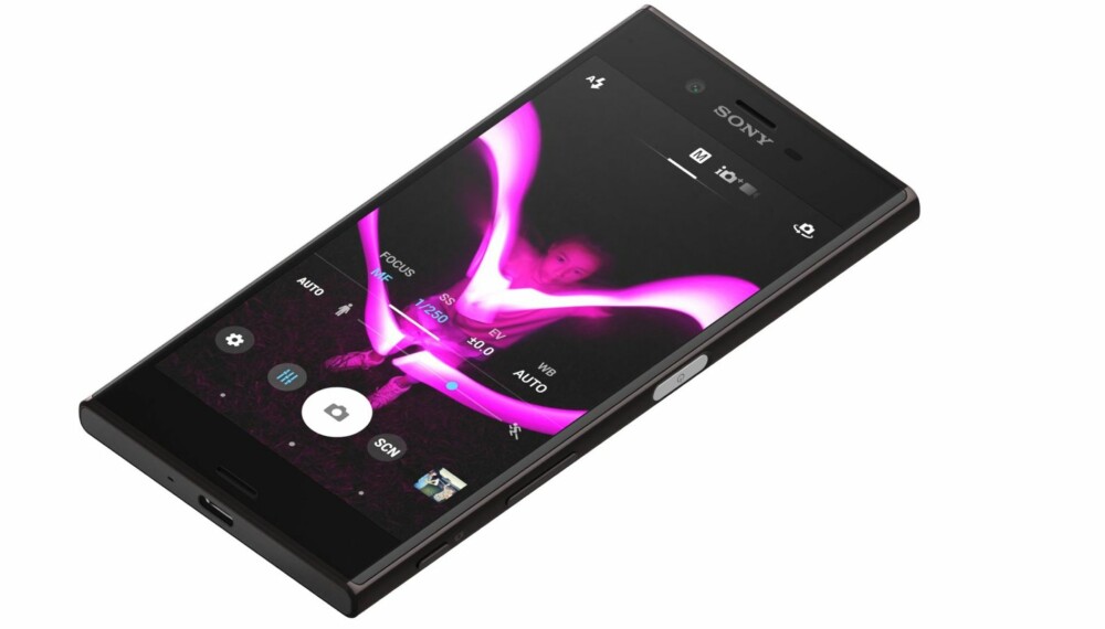 NY Z: Sony har lansert en ny Z-modell, men denne gangen kamuflert som en X. Sony Xperia XZ får toppkarakteren i vår test. NY Z: Sony har lansert en ny Z-modell, men denne gangen kamuflert som en X. Sony Xperia XZ får toppkarakteren i vår test.