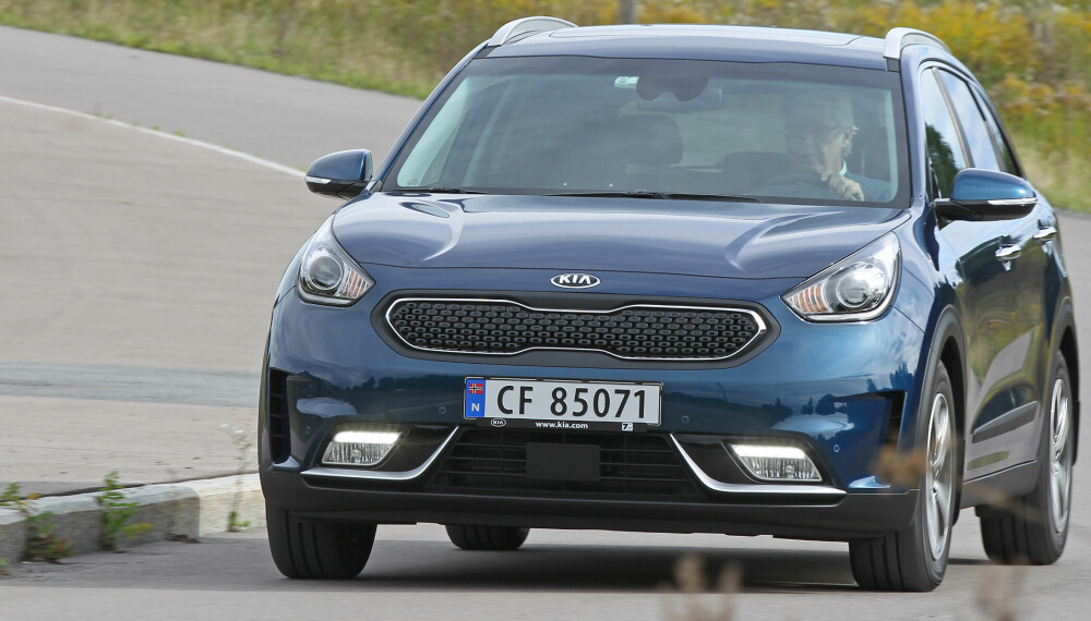 IKKE SÆR: Kia Niro er en hybrid helt uten særheter. Det, synes vi, gjør den veldig lett å like. Hybridsystemet deler den med Hyundai Ioniq. IKKE SÆR: Kia Niro er en hybrid helt uten særheter. Det, synes vi, gjør den veldig lett å like. Hybridsystemet deler den med Hyundai Ioniq.