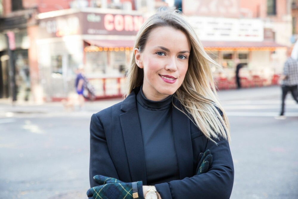 ETT SKRITT AV GANGEN: Når drømmen er å jobbe med de største merkevarene som finnes, faller det naturlig å bestille en enveisbillett til verdens reklamehovedstad. I hvert fall for Sølvi Haugseth (28). ETT SKRITT AV GANGEN: Når drømmen er å jobbe med de største merkevarene som finnes, faller det naturlig å bestille en enveisbillett til verdens reklamehovedstad. I hvert fall for Sølvi Haugseth (28).