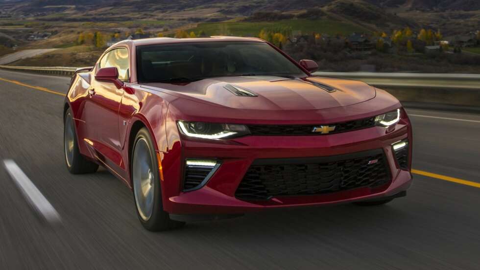 RÅERE VERSJON: Camaro SS coupe skal greie 0–100 på fire sekunder når den er satt opp med en helt ny åttetrinns automatkasse. RÅERE VERSJON: Camaro SS coupe skal greie 0–100 på fire sekunder når den er satt opp med en helt ny åttetrinns automatkasse.
