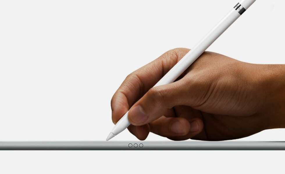 STYLUS: Enten man kaller det for penn eller blyant, så vet alle at Steve Jobs ikke ville ha noe av en "stylus". STYLUS: Enten man kaller det for penn eller blyant, så vet alle at Steve Jobs ikke ville ha noe av en "stylus".