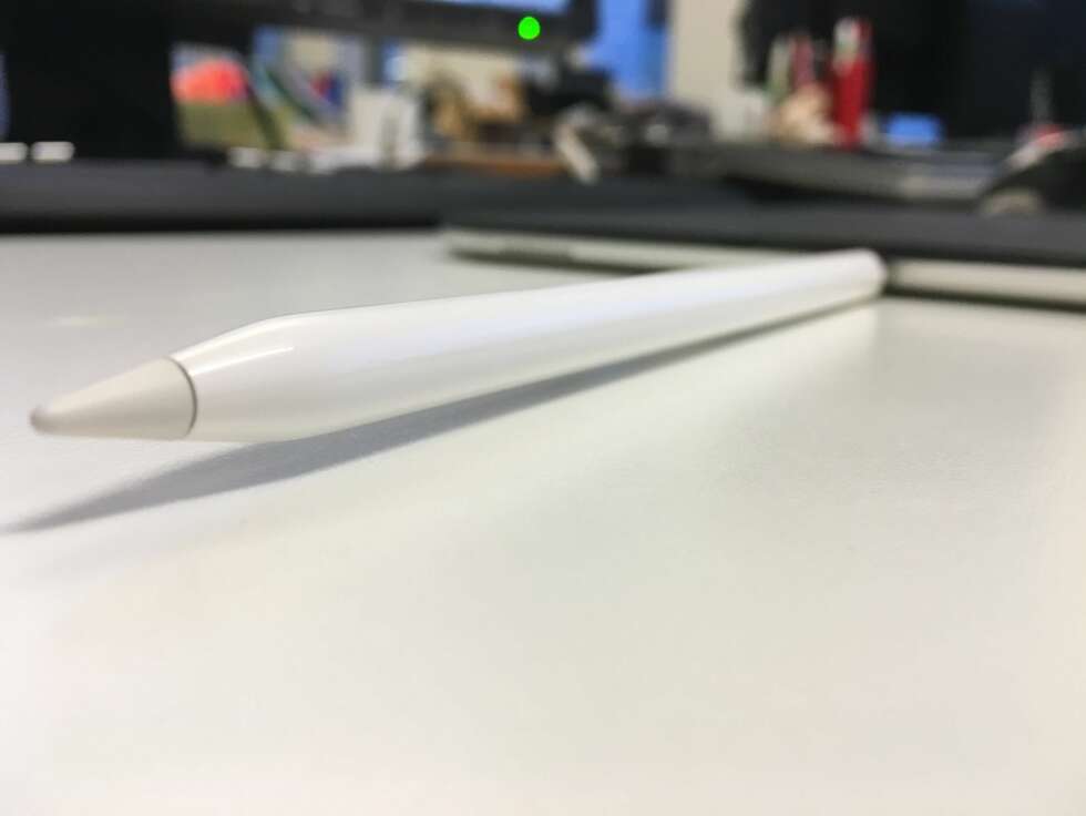 BREKKASJE: Vi er alltid litt nervøse for å brekke ladepluggen på Apple Pencil. BREKKASJE: Vi er alltid litt nervøse for å brekke ladepluggen på Apple Pencil.
