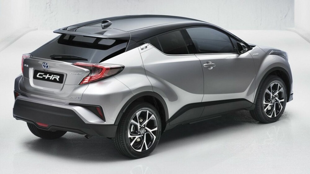 LITEN SUV: C-HR er en liten SUV/crossover fra Toyota. LITEN SUV: C-HR er en liten SUV/crossover fra Toyota.