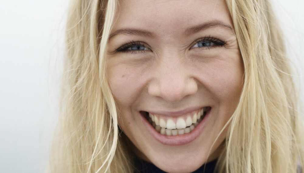 LEVER AV Å KITE: - Jeg husker at de på skolen spurte: «Skal du virkelig ditche å lese dagen før eksamen for å kite?», sier Linda Viktoria Oloffson til ShapeUp. LEVER AV Å KITE: - Jeg husker at de på skolen spurte: «Skal du virkelig ditche å lese dagen før eksamen for å kite?», sier Linda Viktoria Oloffson til ShapeUp.