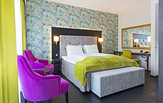 STASELIG: Thon Hotel Opera inviterer vinnerne til å bo i en fantastisk suite med lounge, sittegruppe, stort bad og separat soverom. STASELIG: Thon Hotel Opera inviterer vinnerne til å bo i en fantastisk suite med lounge, sittegruppe, stort bad og separat soverom.