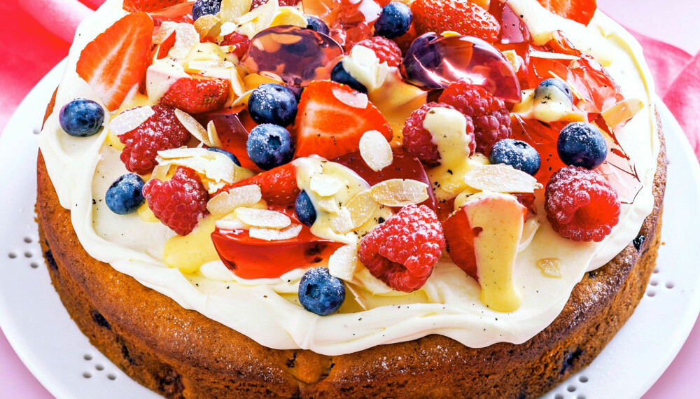 BRILIANT BÆRKAKE: En nydelig bærkake som du ikke har smakt maken til. BRILIANT BÆRKAKE: En nydelig bærkake som du ikke har smakt maken til.