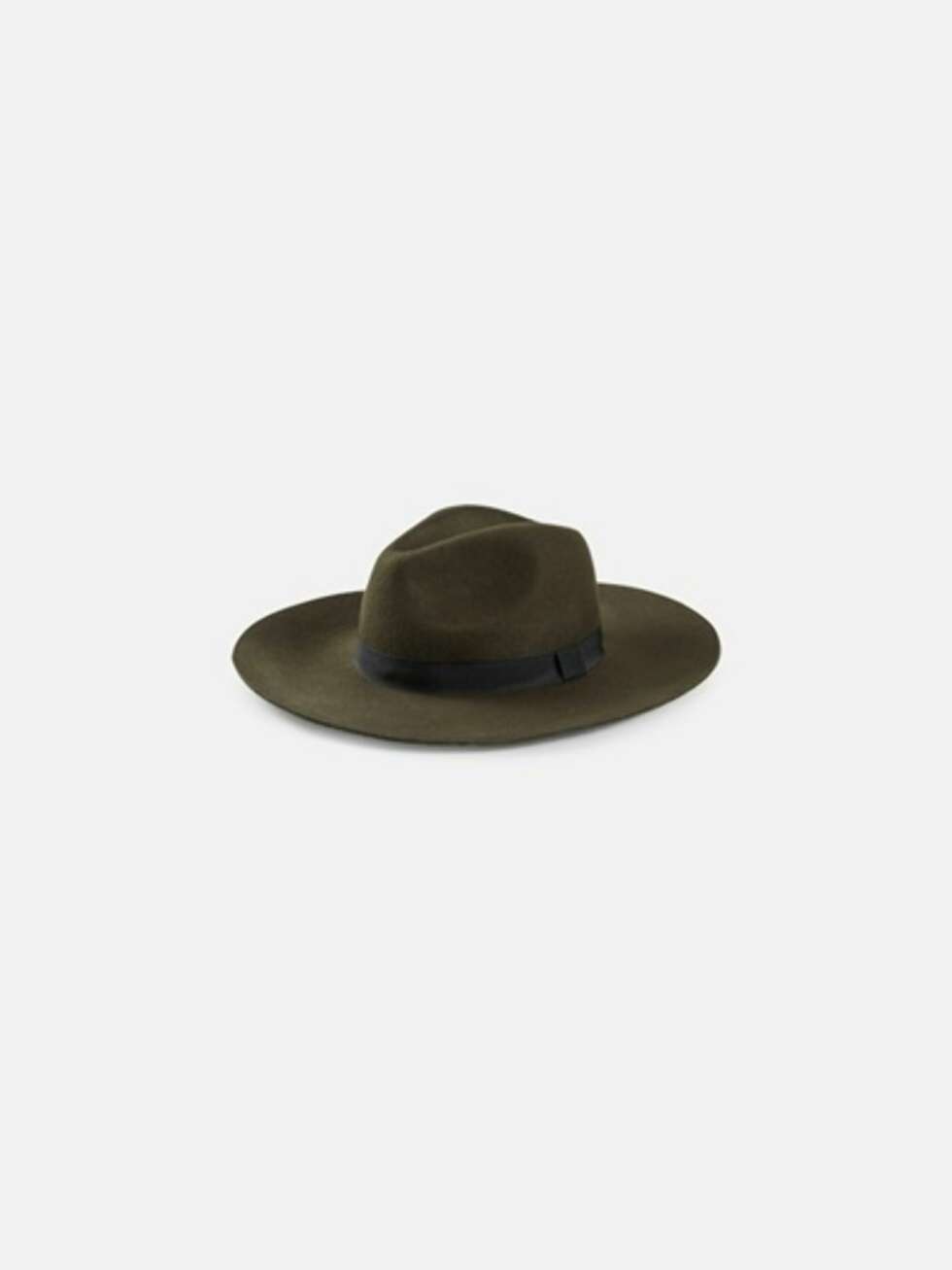 Hatt fra Bik Bok, kr 299. Hatt fra Bik Bok, kr 299.