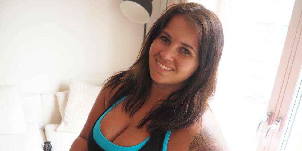 SUNN LIVSSTIL: Personlig trener Helene Drage oppfordrer alle til å kose seg med sunn og næringsrik mat, i stedet for å følge strenge dietter. SUNN LIVSSTIL: Personlig trener Helene Drage oppfordrer alle til å kose seg med sunn og næringsrik mat, i stedet for å følge strenge dietter.