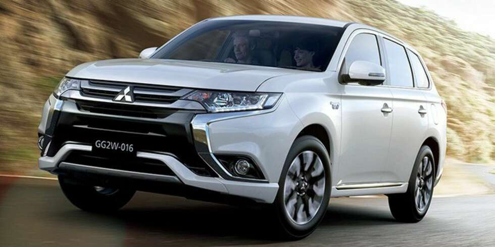 SUV: Den ladbare versjonen av Mitsubishi Outlander kommer til Norge i løpet av høsten i omtrent samme moment som dieselversjonen. FOTO: Produsent SUV: Den ladbare versjonen av Mitsubishi Outlander kommer til Norge i løpet av høsten i omtrent samme moment som dieselversjonen. FOTO: Produsent