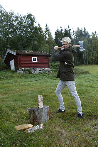 MELLOM BAKKAR OG BERG: Som barn var Eilev aktiv og elsket å finne på sprell med familien. Da var det flott å ha natur, fjell og fjord rett utenfor inngangsdøra. MELLOM BAKKAR OG BERG: Som barn var Eilev aktiv og elsket å finne på sprell med familien. Da var det flott å ha natur, fjell og fjord rett utenfor inngangsdøra.