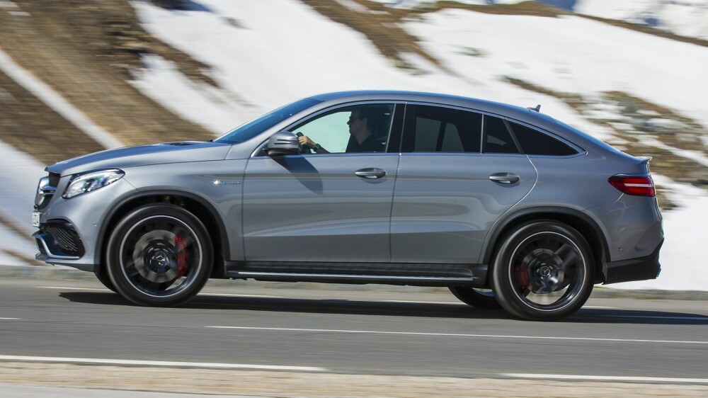 SUV-GLA´SKAP: GLE 63 AMG S Coupe har en 5,5-liters V8 biturbo som yter 585 hk og 760 Nm. SUV-GLA´SKAP: GLE 63 AMG S Coupe har en 5,5-liters V8 biturbo som yter 585 hk og 760 Nm.
