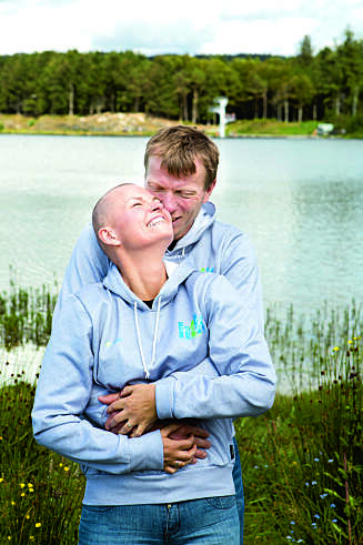 GOD MATCH. – Kirsten er akkurat like gæren, sprek og aktiv som meg. Helt fra første stund visste jeg at hun var perfekt, sier Knut Johannes. GOD MATCH. – Kirsten er akkurat like gæren, sprek og aktiv som meg. Helt fra første stund visste jeg at hun var perfekt, sier Knut Johannes.