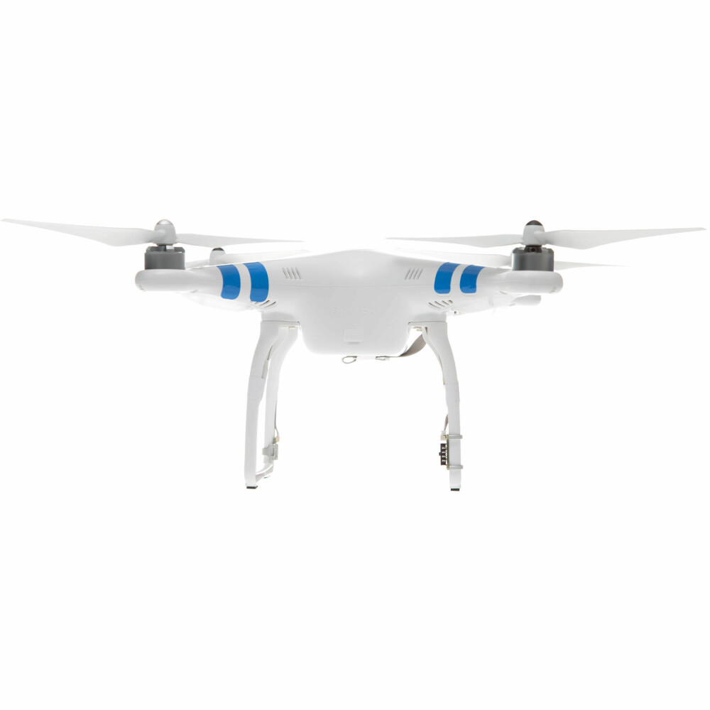 SELVMONTERING: DJI Phantom 2 kommer uten gimbal eller kamera, noe som gjør den billigere. Et godt kamera og DJIs egen gimbal kan likevel fort presse prisen ganske høyt. SELVMONTERING: DJI Phantom 2 kommer uten gimbal eller kamera, noe som gjør den billigere. Et godt kamera og DJIs egen gimbal kan likevel fort presse prisen ganske høyt.