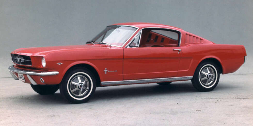 FINN-FAVORITT: Ford Mustang, her som 1965-modell. FOTO: Arkiv FINN-FAVORITT: Ford Mustang, her som 1965-modell. FOTO: Arkiv