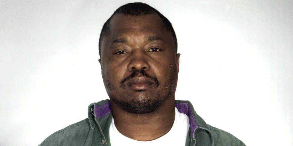Massemorder Lonnie David Franklin jr. fikk tilnavnet «Den onde sovende» fordi det gikk mange år mellom drapsorgiene. Massemorder Lonnie David Franklin jr. fikk tilnavnet «Den onde sovende» fordi det gikk mange år mellom drapsorgiene.