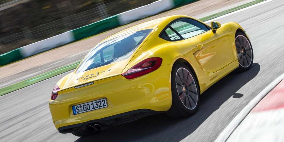 I BALANSE: Balansen er fantastisk. Det er bare å gi gass og peke bilen dit du vil. FOTO: Porsche I BALANSE: Balansen er fantastisk. Det er bare å gi gass og peke bilen dit du vil. FOTO: Porsche
