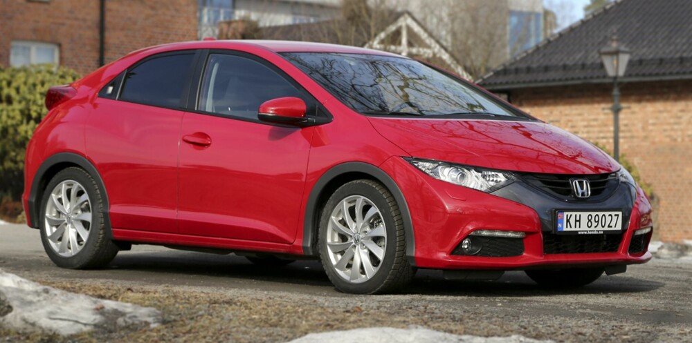 MESTERLIG: Honda kom i fjor med en ny 1,6-liters dieselmotor. Den gjør Civic rask og lettkjørt, men ikke minst bruker den minst drivstoff av alle biler vi har kjørt i testrunden. FOTO: Terje Bjørnsen MESTERLIG: Honda kom i fjor med en ny 1,6-liters dieselmotor. Den gjør Civic rask og lettkjørt, men ikke minst bruker den minst drivstoff av alle biler vi har kjørt i testrunden. FOTO: Terje Bjørnsen