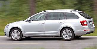 MEGET GOD: Nye Skoda Octavia er et veldig godt kjøp. Meget god innvendig plass i forhold til størrelsen, fine kjøreegenskaper, moderne motorer og girkasse, samt fint utstyr kjennetegner bilen, som i tillegg er meget gunstig priset. MEGET GOD: Nye Skoda Octavia er et veldig godt kjøp. Meget god innvendig plass i forhold til størrelsen, fine kjøreegenskaper, moderne motorer og girkasse, samt fint utstyr kjennetegner bilen, som i tillegg er meget gunstig priset.