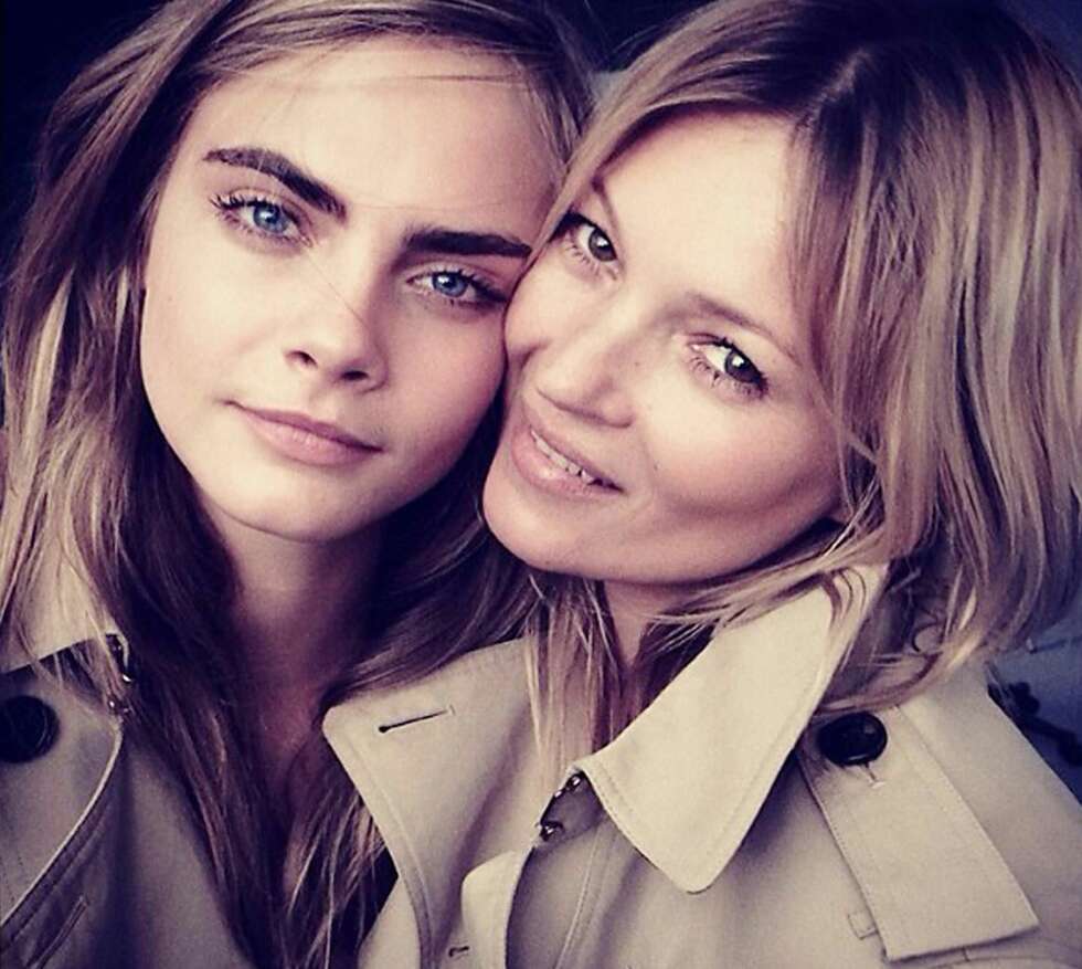 BRYNENE ALLE VIL HA: It-jenta og modellen Cara Delevingne (til venstre) er en av dem som har skapt nytt brynshysteri de siste årene. Hennes store, buskete og nesten mannlige bryn har vært med på å sette den britiske skjønnheten på kartet. BRYNENE ALLE VIL HA: It-jenta og modellen Cara Delevingne (til venstre) er en av dem som har skapt nytt brynshysteri de siste årene. Hennes store, buskete og nesten mannlige bryn har vært med på å sette den britiske skjønnheten på kartet.