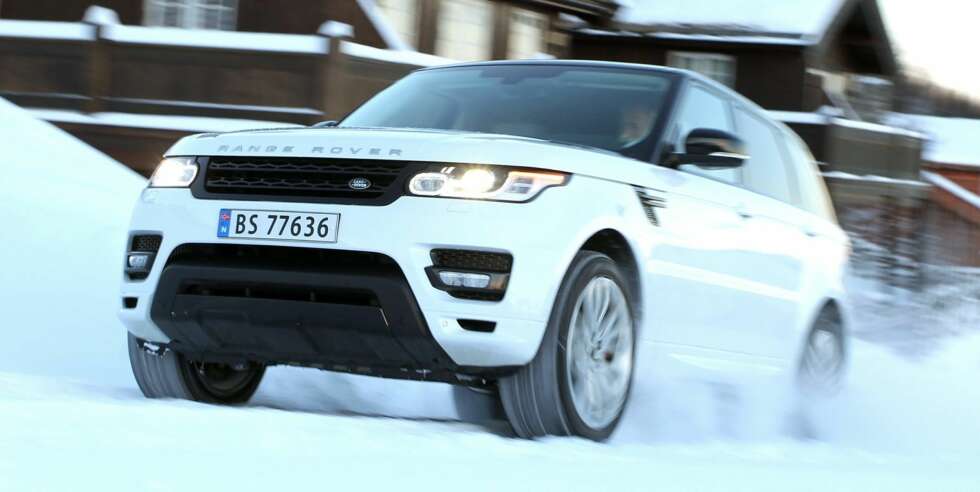 RÅTT: Hvis det først skal synes at du har betalt godt over en million for bilen din, er Range Rover Sport et godtvalg. RÅTT: Hvis det først skal synes at du har betalt godt over en million for bilen din, er Range Rover Sport et godtvalg.