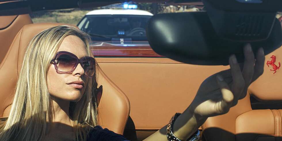 COOL: Christina har også oppdaget carabinieri. COOL: Christina har også oppdaget carabinieri.