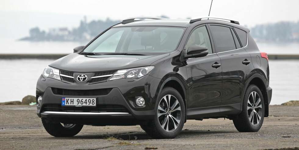 TOYOTA RAV4: En ekte familievenn. FOTO: Petter Handeland TOYOTA RAV4: En ekte familievenn. FOTO: Petter Handeland