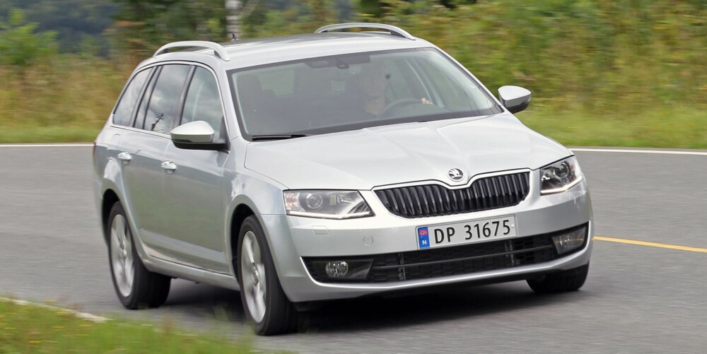 SKODA OCTAVIA: Rett til topps blant stasjonsvognene. Fullt fortjent, synes vi. FOTO: Petter Handeland SKODA OCTAVIA: Rett til topps blant stasjonsvognene. Fullt fortjent, synes vi. FOTO: Petter Handeland