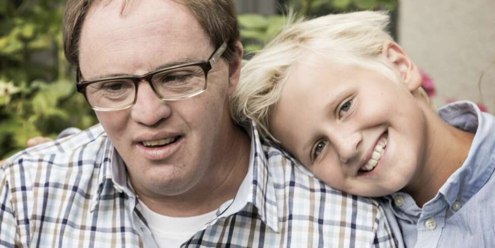 Fine stunder: Stolt onkel og Viktor. Fine stunder: Stolt onkel og Viktor.