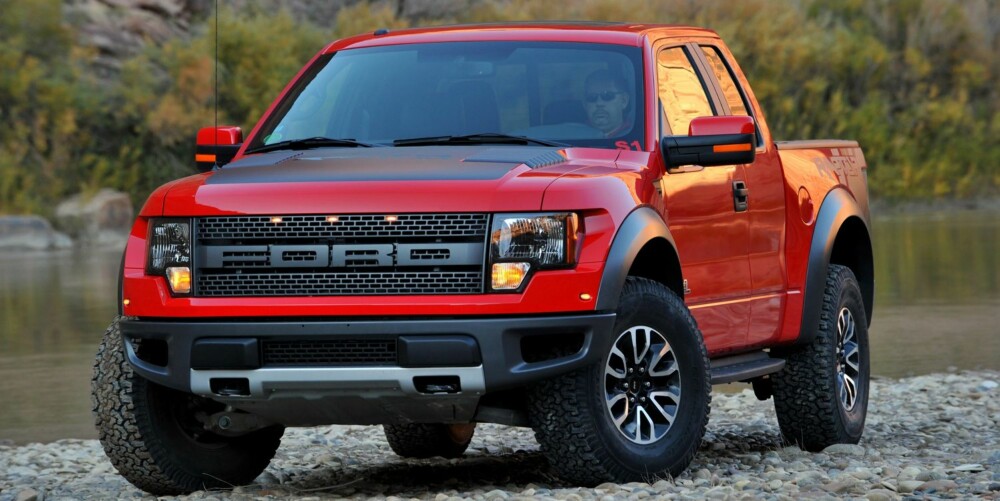 VERDENS RÅESTE PICKUP: Mektige Ford F-150 SVT Raptor kan du se på Vi Menn Bil Top Gears stand på Oslo Motor Show. VERDENS RÅESTE PICKUP: Mektige Ford F-150 SVT Raptor kan du se på Vi Menn Bil Top Gears stand på Oslo Motor Show.