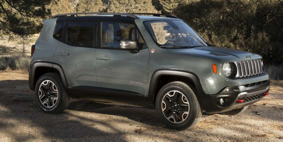 LITEN SUV: I motsetning til de fleste konkurrentene i mini-SUV-segmentet er Renegade en fullblods firehjulstrekker. FOTO: Jeep LITEN SUV: I motsetning til de fleste konkurrentene i mini-SUV-segmentet er Renegade en fullblods firehjulstrekker. FOTO: Jeep