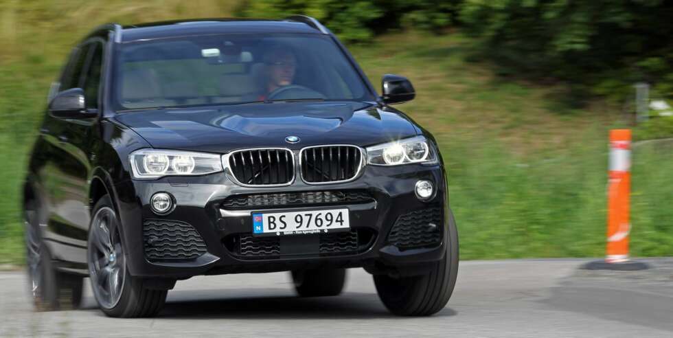 BMW X3: Sportslig status-SUV. FOTO: Petter Handeland BMW X3: Sportslig status-SUV. FOTO: Petter Handeland