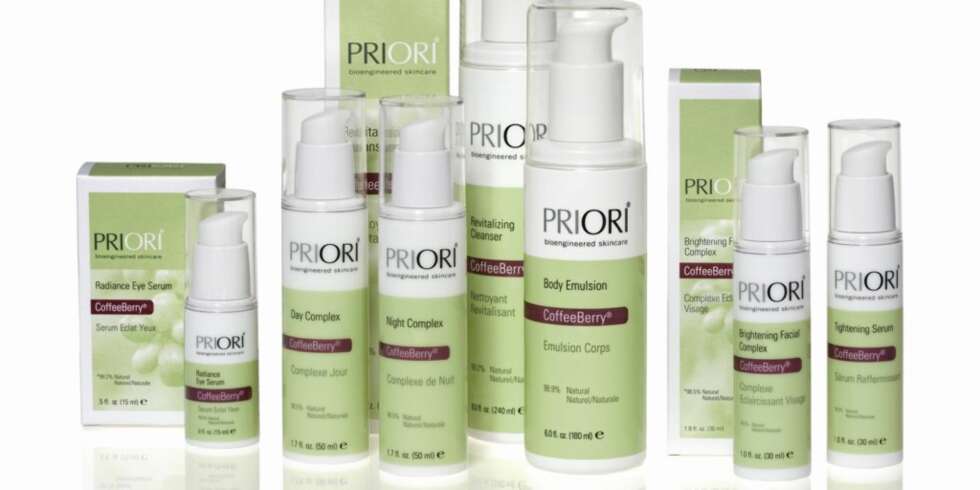 NATURECEUTICAL: Priori CoffeeBerry er markedets første og eneste natureceutical. Den inneholder masse naturlige antioksidanter, og forebygger og bedrer derfor hudaldring.Priser fra kr 495-645. NATURECEUTICAL: Priori CoffeeBerry er markedets første og eneste natureceutical. Den inneholder masse naturlige antioksidanter, og forebygger og bedrer derfor hudaldring.Priser fra kr 495-645.