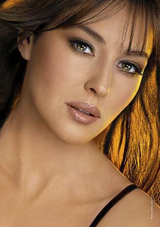 GYLNE TIDER: Dior Bronze gir deg en naturlig solskysset sminkelook. GYLNE TIDER: Dior Bronze gir deg en naturlig solskysset sminkelook.